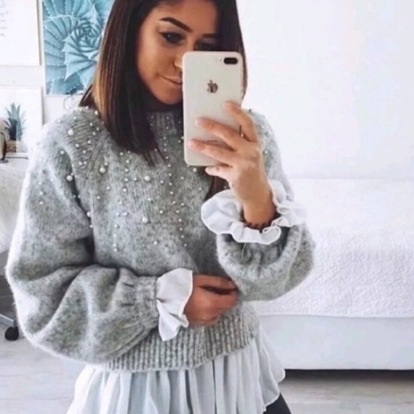 Zara Light Gray Pearl Puff Bubble Sleeve Sweater - Picture 2 of 4
